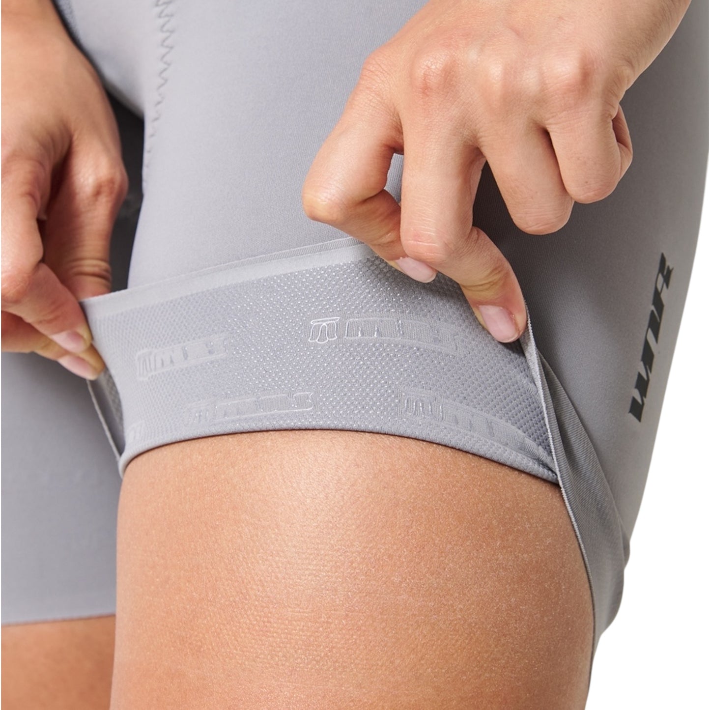 Pantaloneta De Ciclismo Sin Costuras Femenina Titanio
