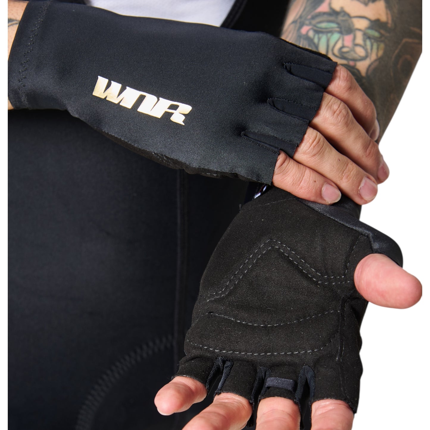 Guantes negros WNR