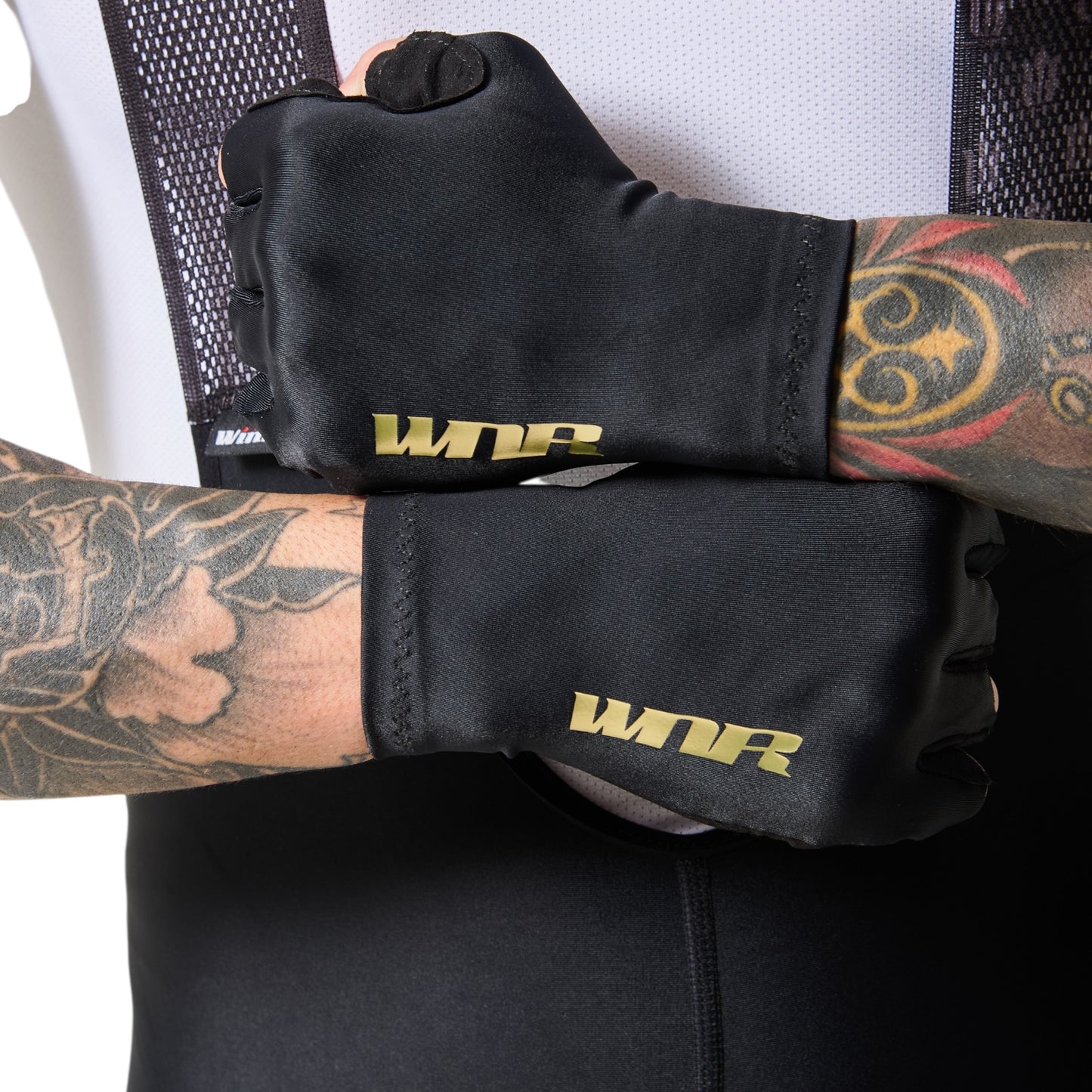 Guantes negros WNR